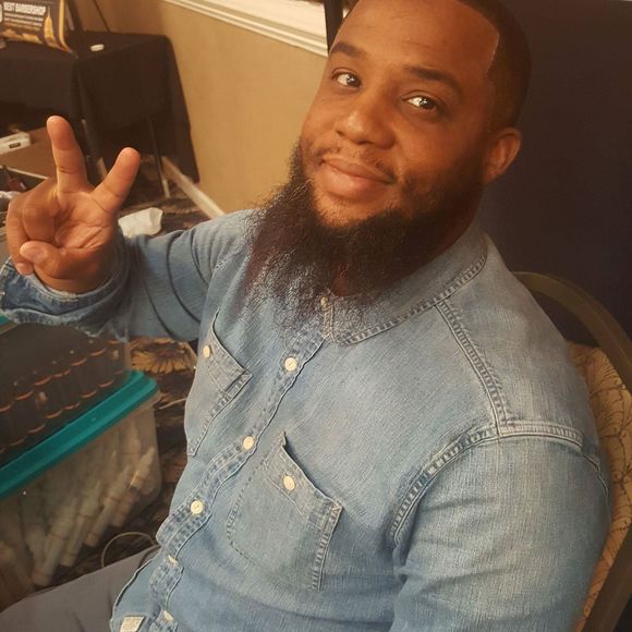 Meet your Posher, Frank yacob - Picture 1 of 1